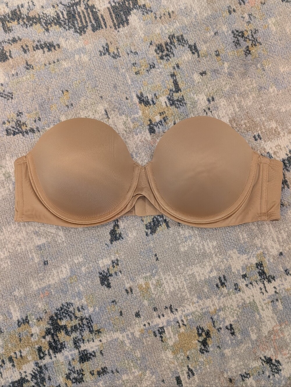 Like New! Maidenform Tan Strapless Contour Bandeau Bra